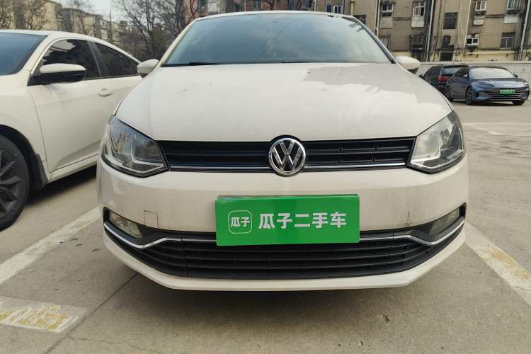 Used Volkswagen Polo 2016 1.6L Automatic Comfort Model
