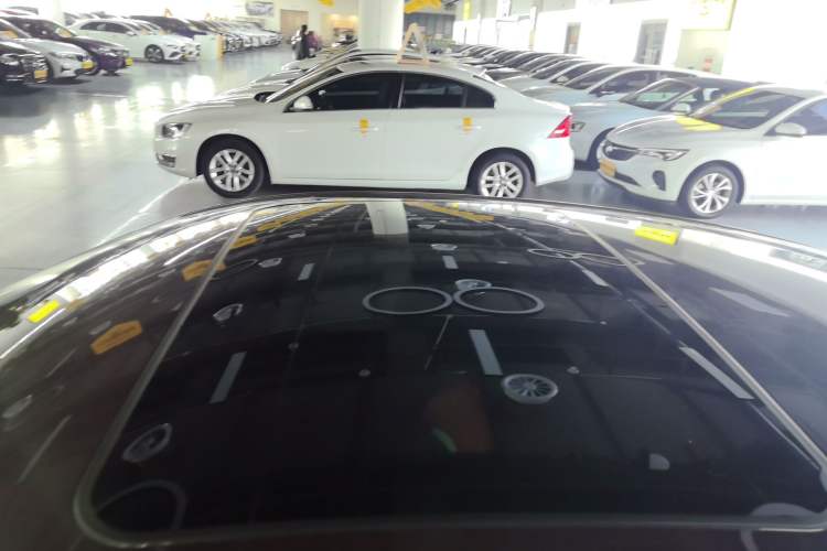 Used MG 5 2021 180 DVVT CVT Youth Luxury Edition Roof