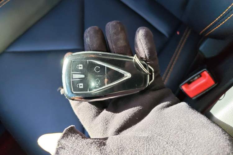 Used Changan UNI-V 2022 1.5T Prestige Version
