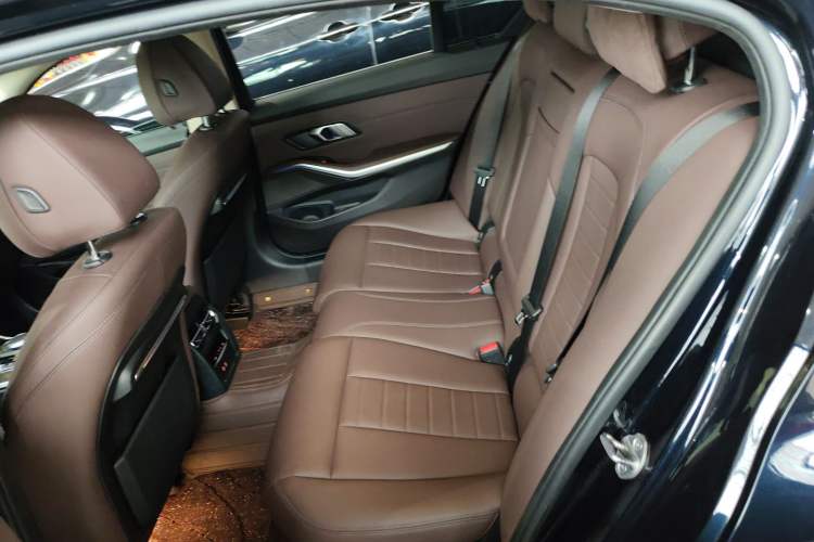 Used BMW 3 Series 2021 Restyled 325Li M Sport Package