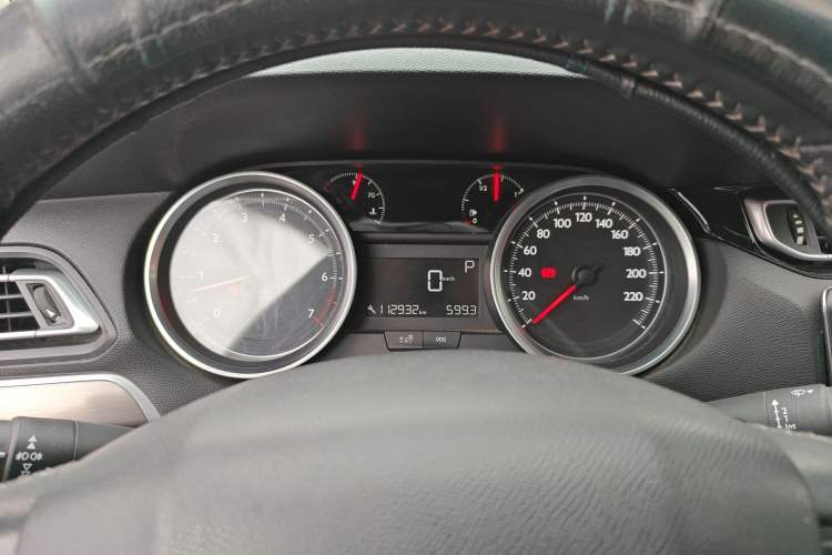 Used Peugeot 408 2016 1.6T Automatic Luxury Edition Instrument Cluster