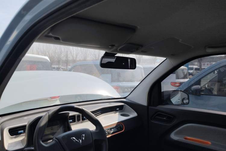 Used Wuling Hongguang MINIEV 2020 Easy Version Lithium-Ion Battery Headliner