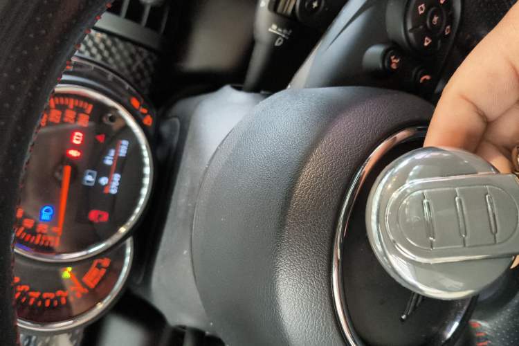 Used MINI 2019 2.0T COOPER S Classic Edition Five-Door Model