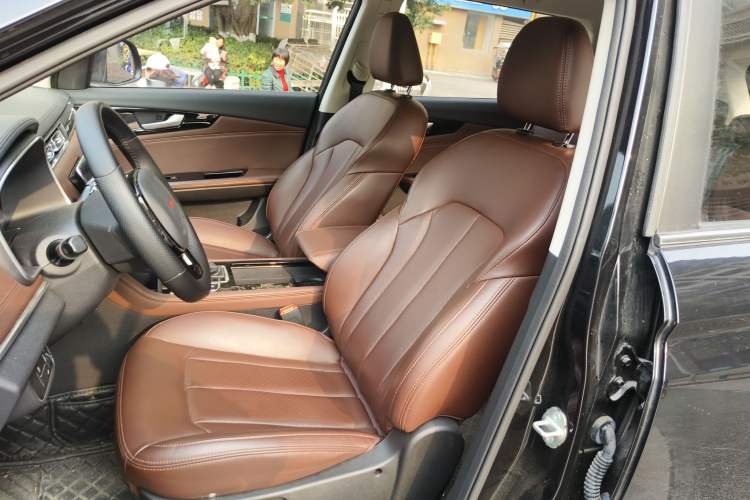 Used Sinotruk VGV U70Pro 2022 1.5T Automatic Youyue Edition 7-Seater Left Front Seat