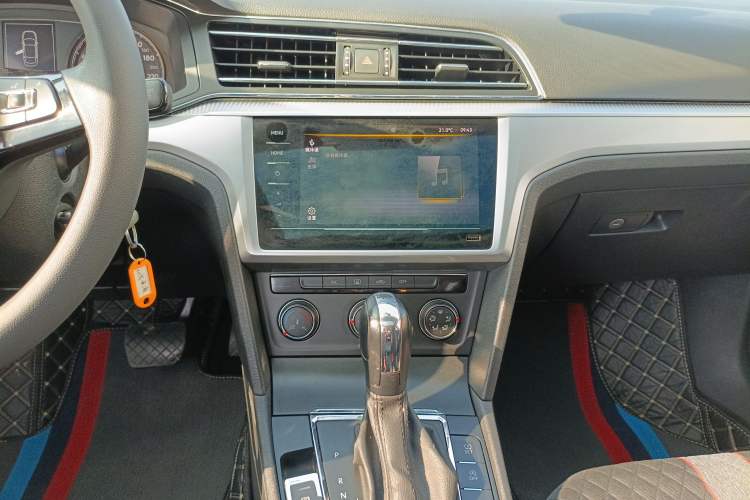 Used Volkswagen Lamando 2021 230TSI DSG Fashion Edition
