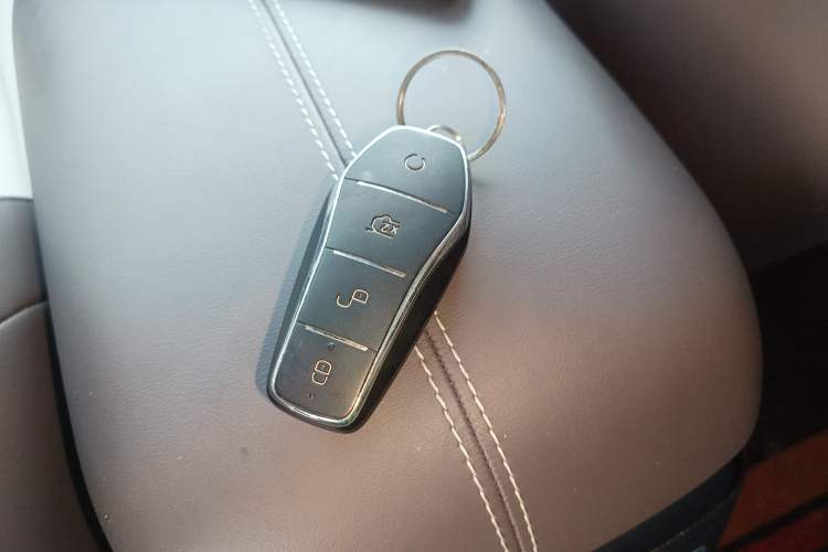 Used BYD Song PLUS New Energy 2025 DM-i 112KM Prestige Model