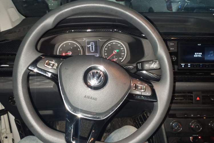 Used Volkswagen Tharu 2020 280TSI Two-Wheel Drive Trend Edition China VI Standard Steering Wheel