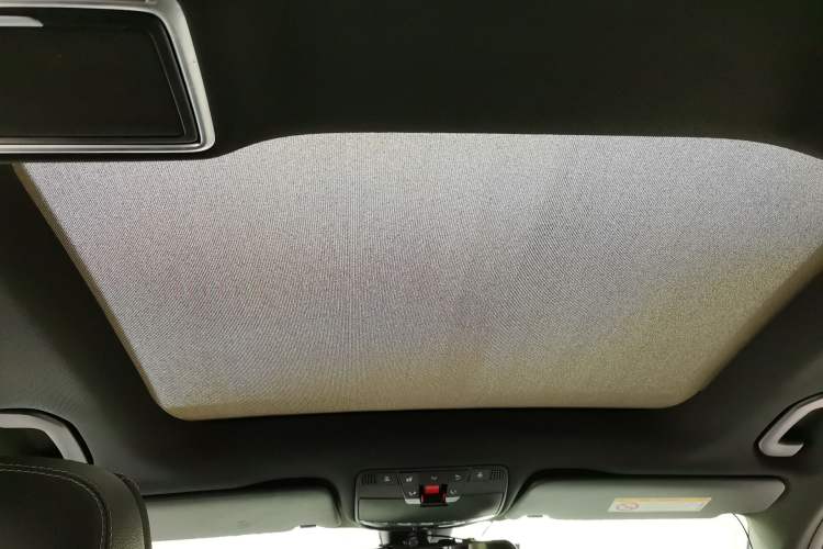 Used Mercedes-Benz GLC 2019 GLC 260 L 4MATIC Dynamic Model Headliner