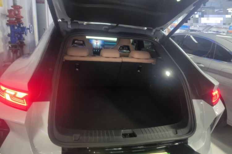 Used BYD Song L EV 2025 Intelligent Driving Version 662 km LiDAR Excellence Edition
