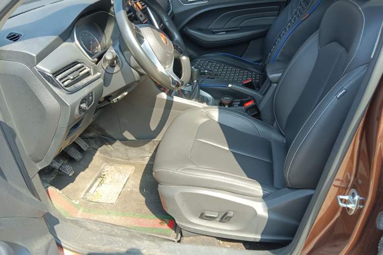 Used Roewe RX3 2018 1.6L Manual Internet Smart Edition