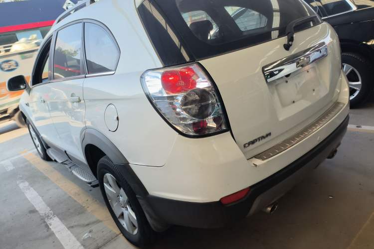 Used Chevrolet Captiva 2014 2.4L Two-Wheel Drive Urban Version 7 Seats
