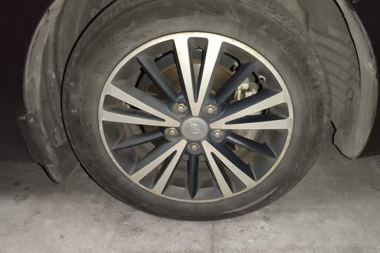 Used Haima M6 2017 1.5T CVT Sporty Premium Model