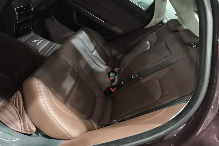 Used Jaguar XFL 2018 XFL 2.0T 250 PS Luxury Edition
