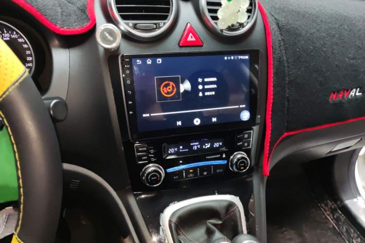 Used Haval H6 2013 Upgraded Model 1.5T Manual Two-Wheel Drive Elite Version
