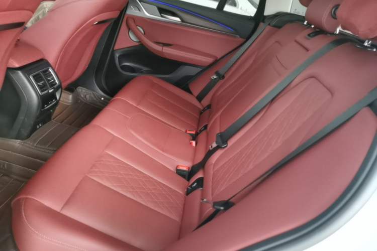 Used BMW X3 2023 Restyled xDrive30i Leading Edition M Night Sky Package Left Rear Seat