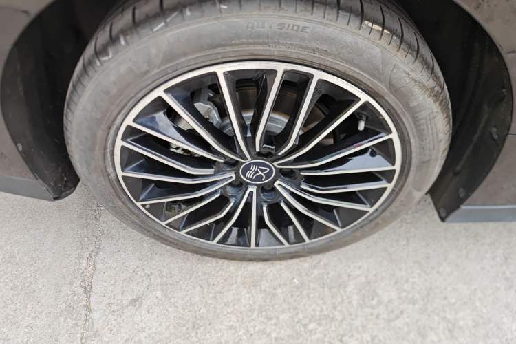 Used BYD Han 2023 EV Champion Edition 506KM Front-Wheel-Drive Premium Model
