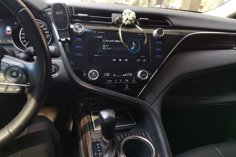 Used Toyota Camry 2019 2.5G Luxury Edition China VI Standard