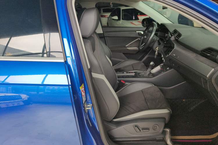 Used Audi Q3 2021 35 TFSI Progressive Dynamic Edition