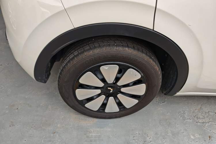 Used Wuling Bingo 2024 333 km Lingxi Connected Version
