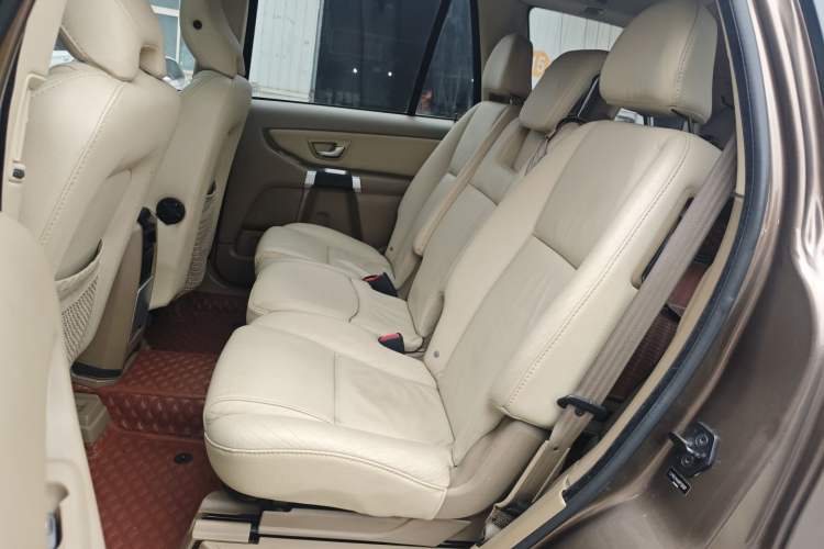 Used Volvo XC Classic 2014 T5 Luxury Edition
