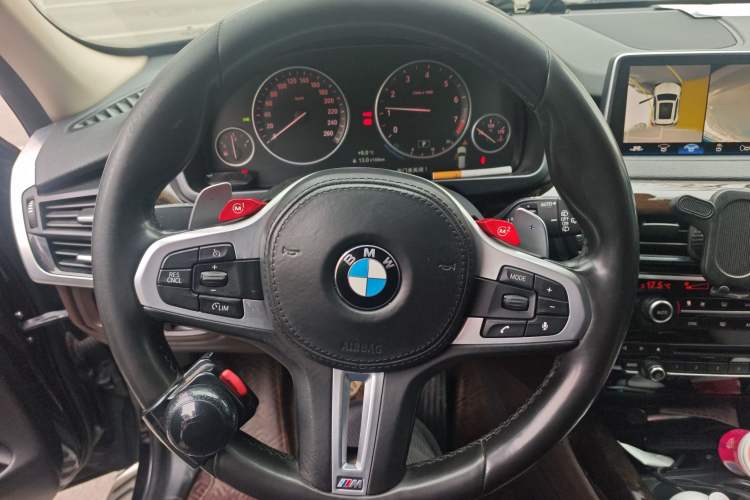 Used BMW X5 2015 xDrive28i
