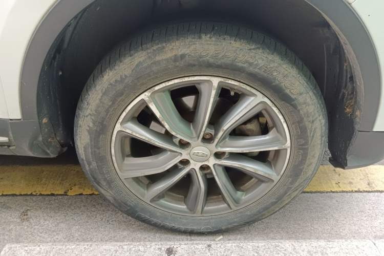 Used Geely Auto Emgrand X7 Sport 2018 1.8TD Automatic Two-Wheel Drive Smart 4G Connected Version Exterior 7