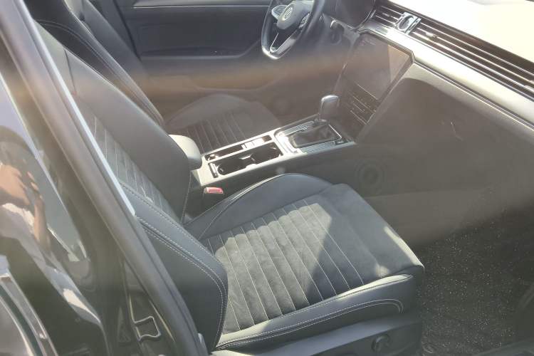 Used Volkswagen Magotan 2020 330TSI DSG Luxury Edition
