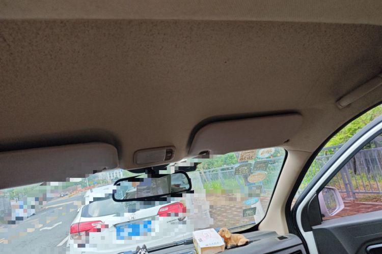 Used Wuling Rongguang V 2015 1.5L Standard Version
