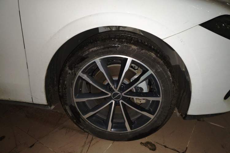 Used Roewe D7 2025 DMH 125km World Champion Excellence Edition
