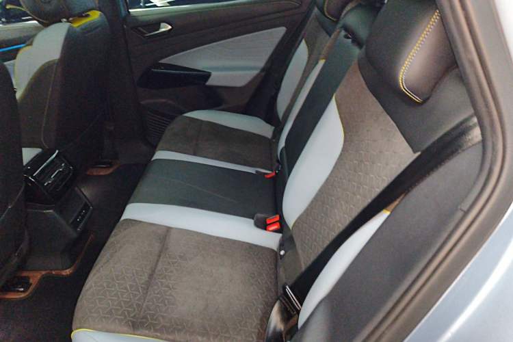 Used Volkswagen ID.4 X 2021 Pro Smart Long-Range Edition Left Rear Seat