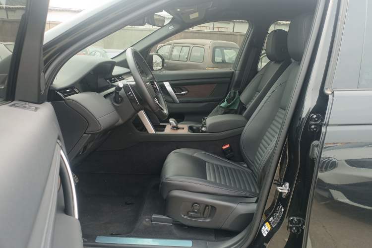 Used Land Rover Discovery Sport 2024 Performance Tech Edition Driver Seat
