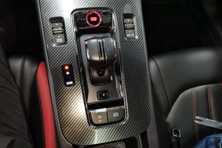 Used GAC Trumpchi EMPOW 2021 270T DCT J15 Version Gear Lever