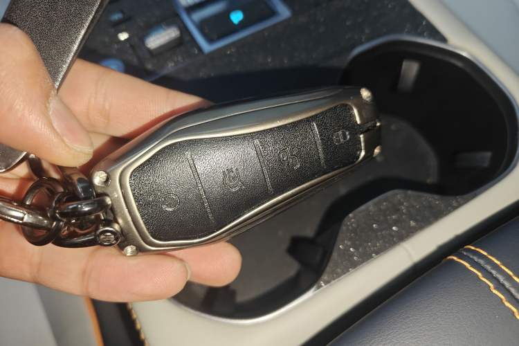 Used BYD Song PLUS New Energy 2024 Honor Edition EV 520km Luxury Model