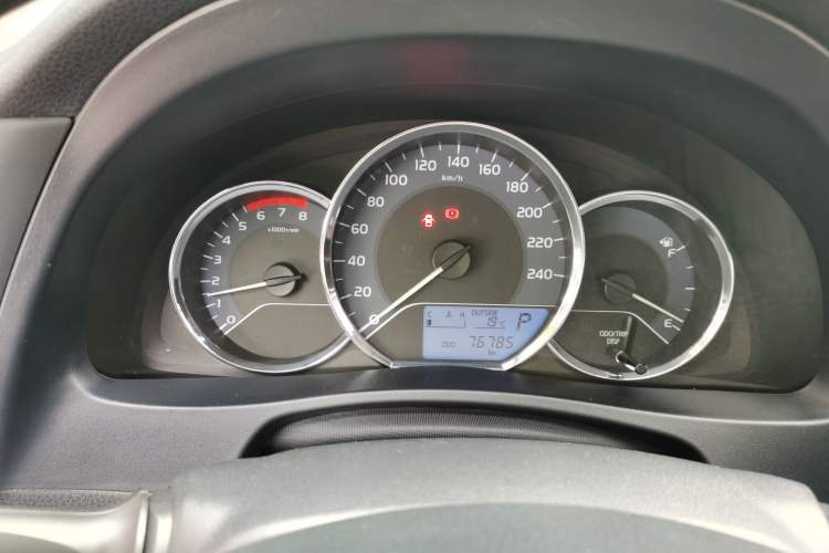 Used Toyota Levin 2017 Revised 185T CVT Elite Edition China V Standard Instrument Cluster