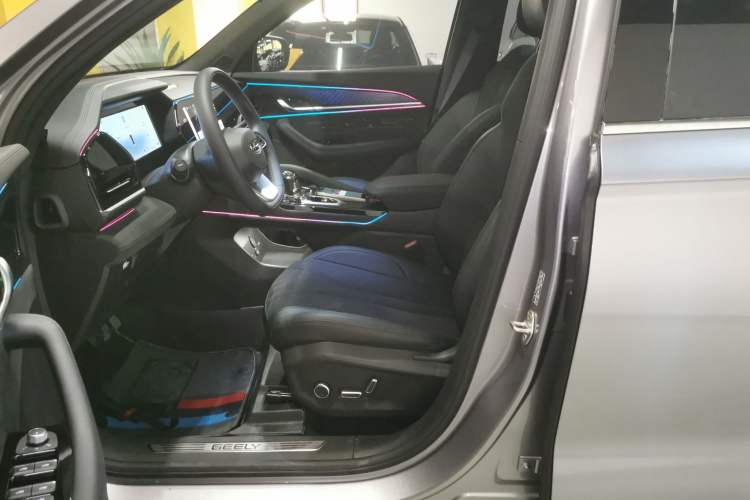 Used Geely Auto Monjaro L 2024 2.0TD High-Power Automatic Two-Wheel Drive Yunqi Version