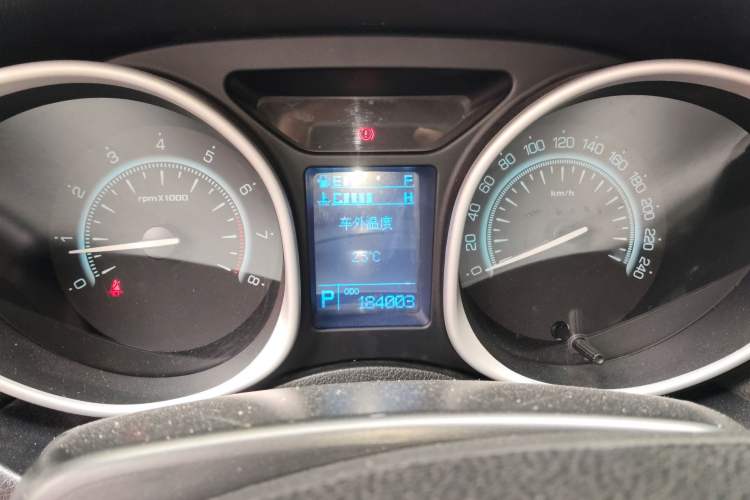 Used GAC Trumpchi GS5 2014 1.8T Automatic Two-Wheel Drive Supreme Edition Instrument Cluster