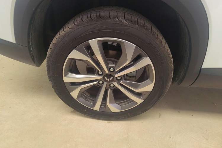 Used Wuling Asta 2022 2.0L DHT Electric-Speed Version