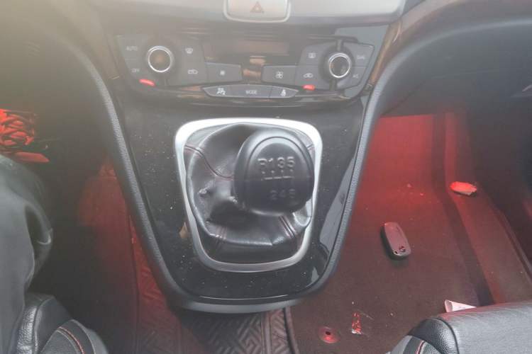 Used Haval H6 2014 Sport Version 1.5T Manual Two-Wheel Drive Elite Edition
