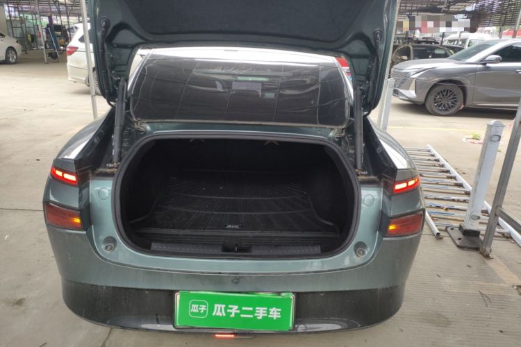 Used XPeng P7 2023 P7i 702 Pro Trunk