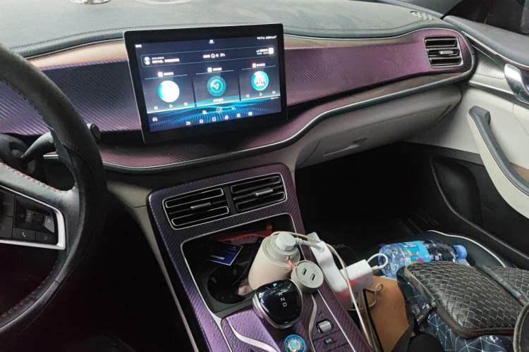 Used BYD Qin PLUS 2021 DM-i 55KM Flagship Model Audio And AC Panel