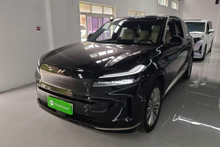 Used ONVO Luxeed L90 2025 Model—Ultra Six-Seater Version