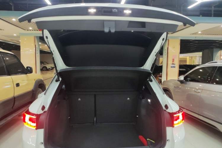 Used Volkswagen ID.4 CROZZ 2024 Pure Edition Limited Edition Trunk