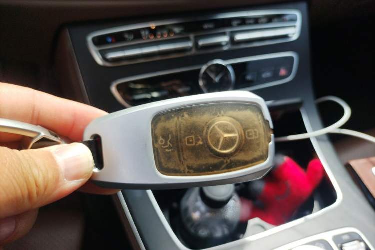 Used Mercedes-Benz E-Class 2018 Facelift E 200 L Sport 4MATIC
