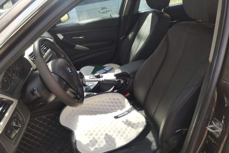 Used BMW 3 Series 2015 320Li Fashion Model Left Front Seat