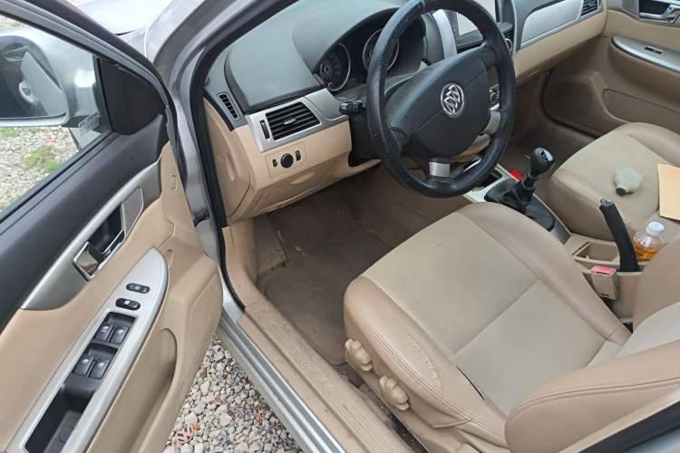 Used Buick Excelle 2013 1.5L Manual Classic Model