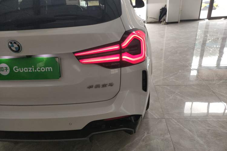 Used BMW iX3 2023 Leading Model