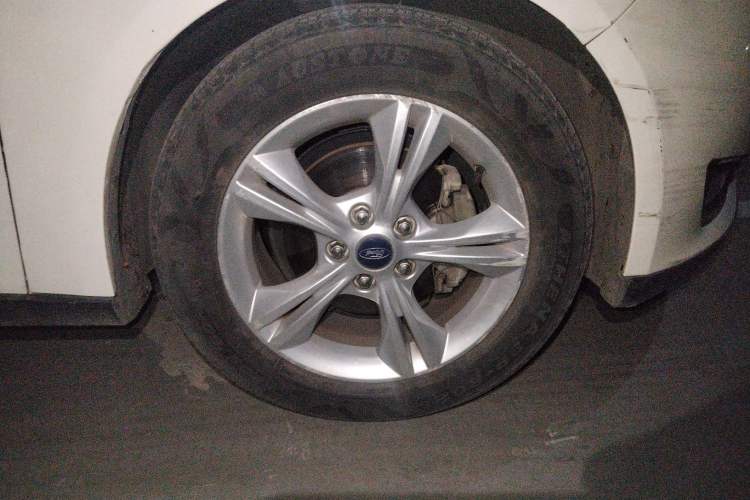 Used Ford Focus 2015 Sedan 1.6L Automatic Comfort Model
