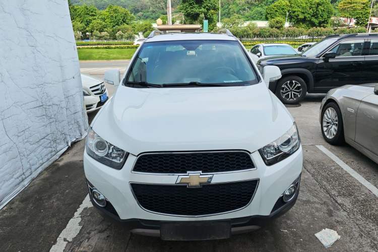 Used Chevrolet Captiva 2014 2.4L 4x4 Flagship Edition 7 Seats