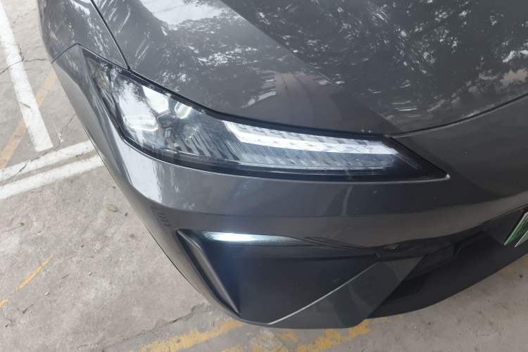 Used Deepal S07 2025 285Max Huawei Qiankun Intelligent Driving ADS SE Range-Extended Version