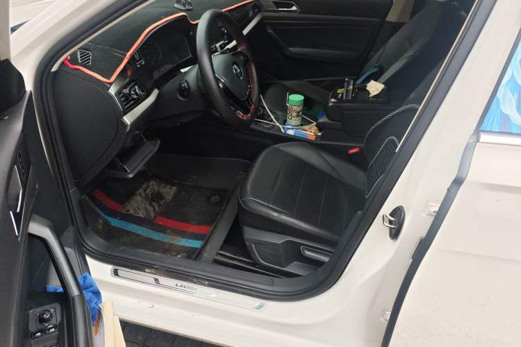 Used Volkswagen Lavida 2019 1.5L Automatic Comfort Edition China VI Standard
